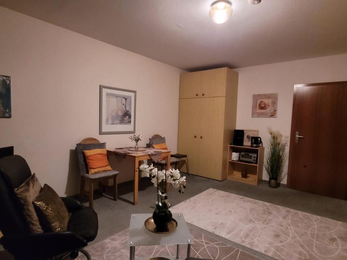 Appartement An Der Weinstrasse Бад-Бергцаберн Екстер'єр фото